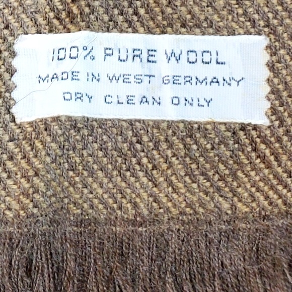 100% Pure Wool Scarf - Picture 5 of 5